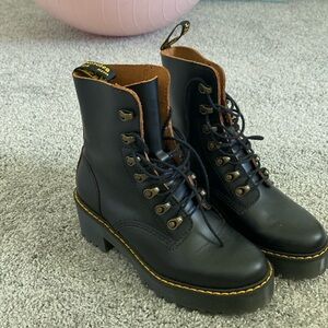 Dr. Martens Leona 7 Hook Boots Black Leather Size 6